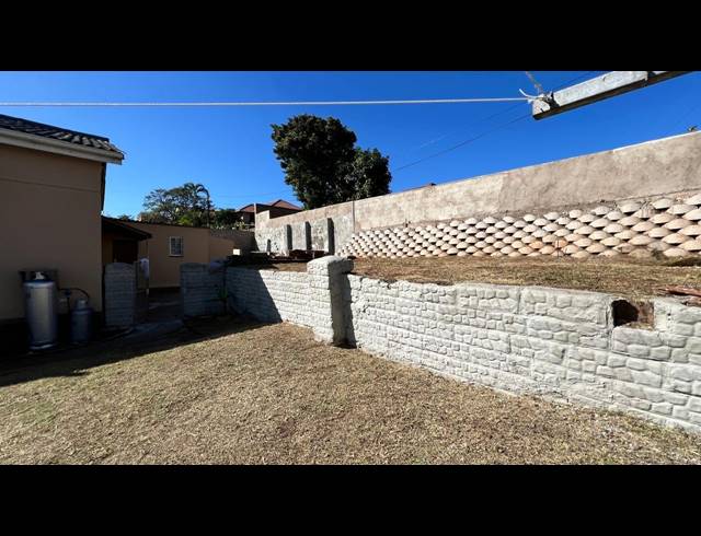 3 BEDROOM HOUSE FOR SALE IN BLUFF